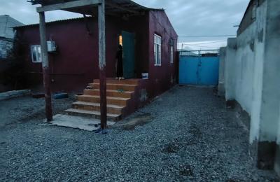 3 otaqlı təmirli ev təcili satılır